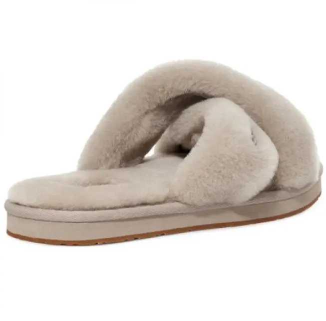 UGG Slippers Ayana Серый — фото 4